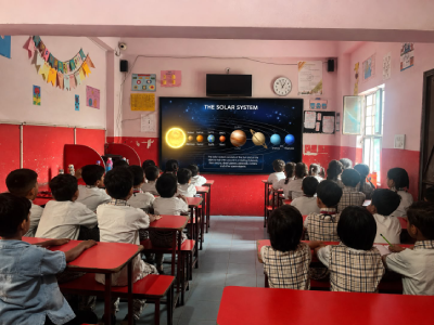 smart-classroom.webp